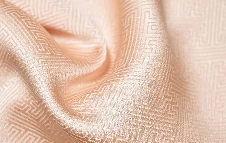 『紗綾』という絹織物