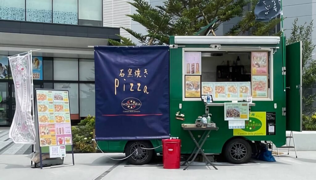 キッチンカーの日除け幕