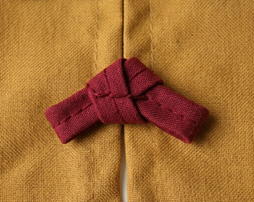 のれんの飾り結び黄土色×エンジ色